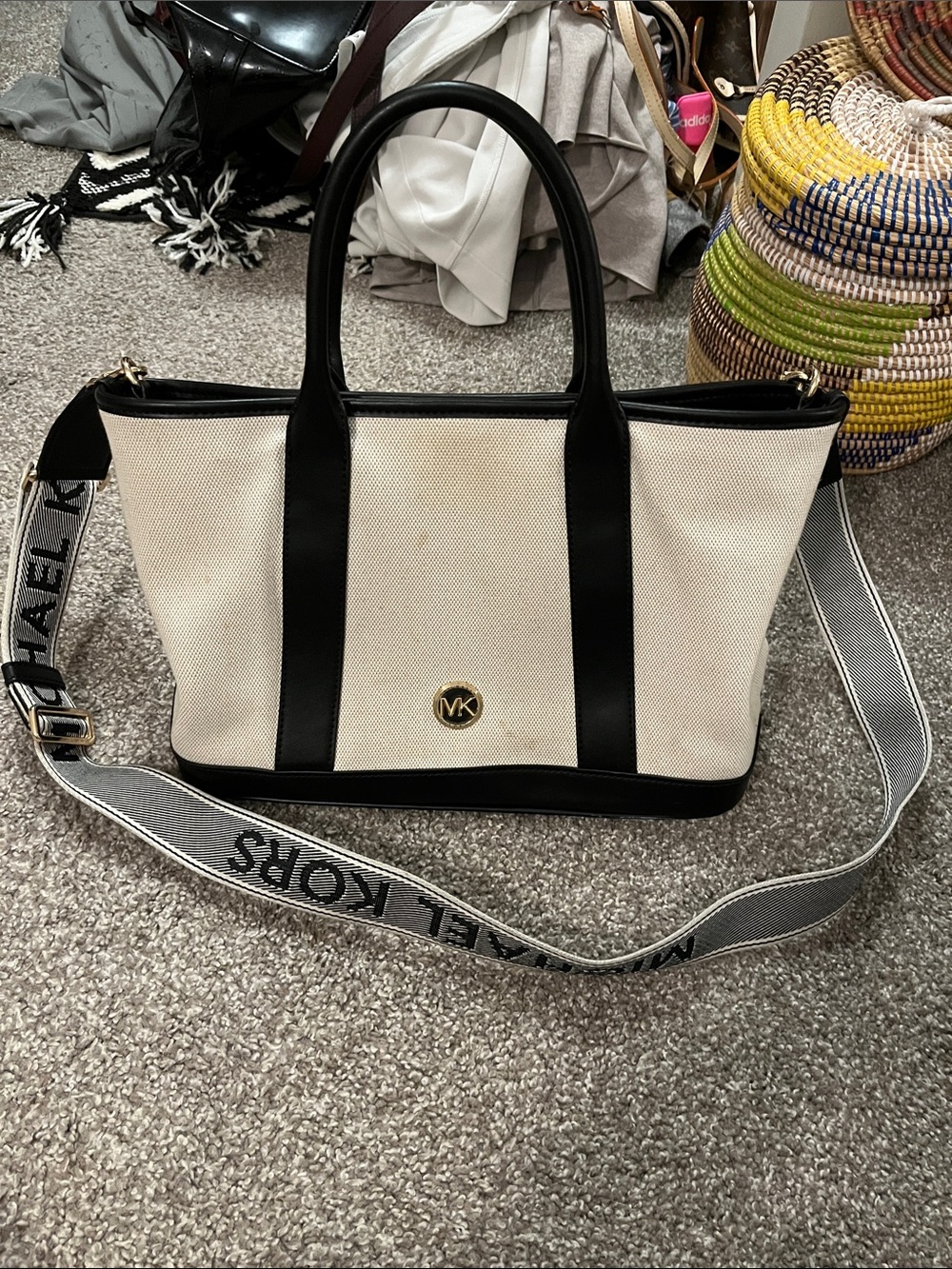 Cute Michael Kors purse